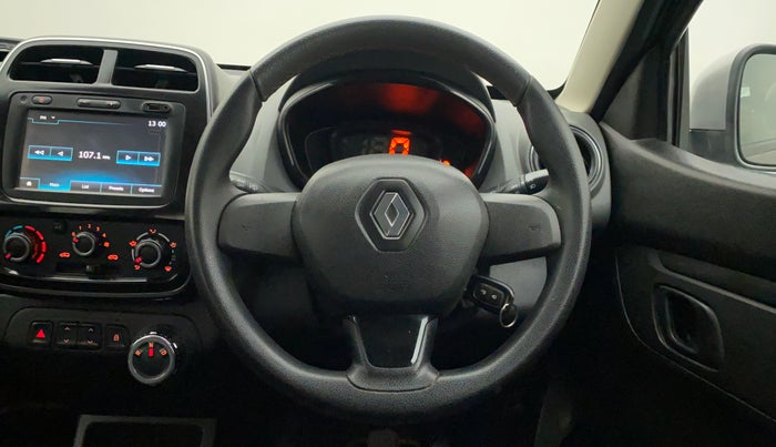2017 Renault Kwid RXT 1.0 AMT (O), Petrol, Automatic, 36,588 km, Steering Wheel Close Up