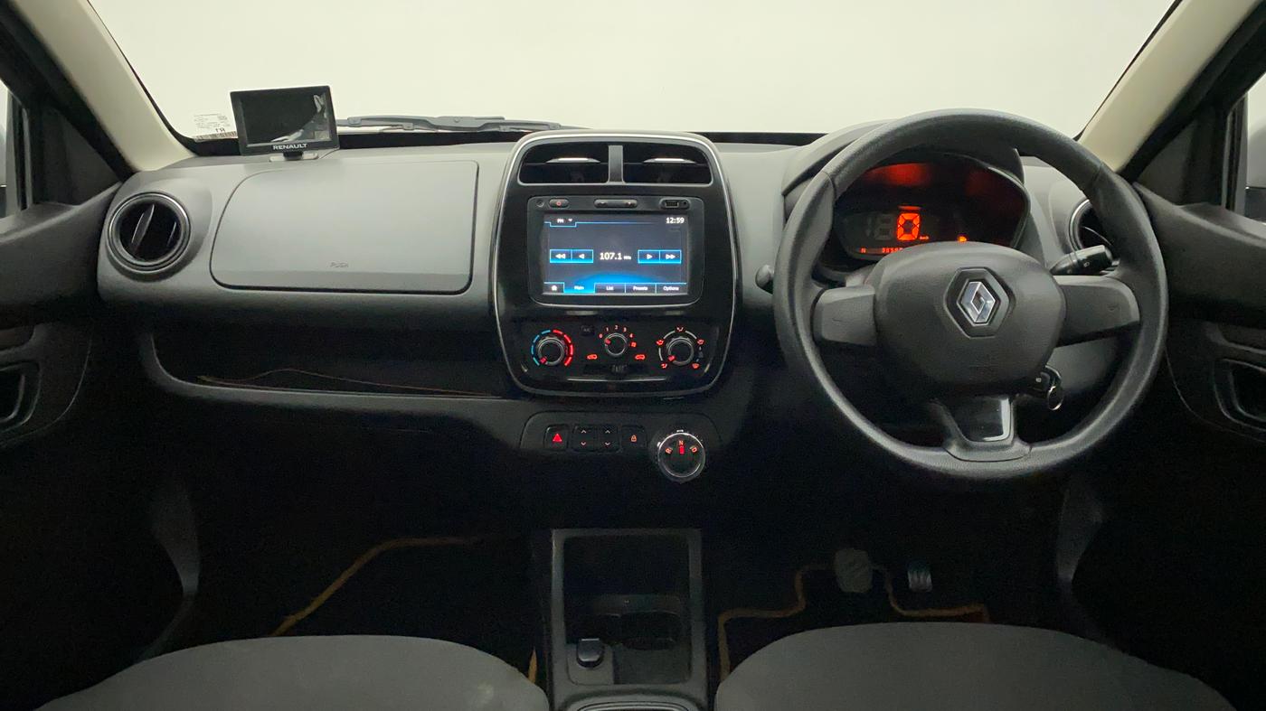 2017 Renault Kwid RXT 1.0 AMT (O), Petrol, Automatic, 36,588 km, Dashboard