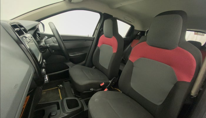 2017 Renault Kwid RXT 1.0 AMT (O), Petrol, Automatic, 36,588 km, Right Side Front Door Cabin
