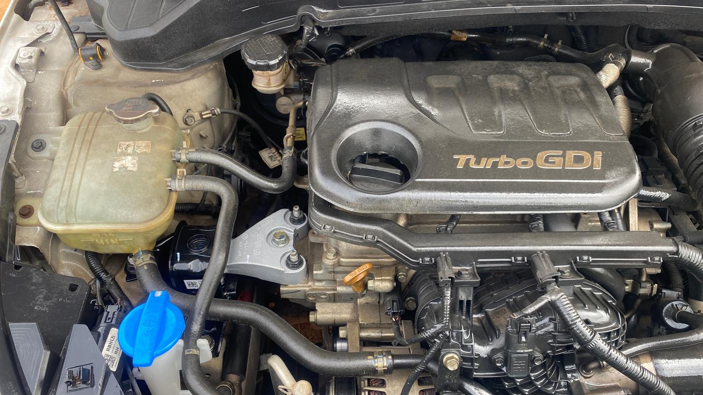 2020 Hyundai NEW I20 ASTA 1.0 GDI TURBO DCT, Petrol, Automatic, 81,786 km, Engine View - Right