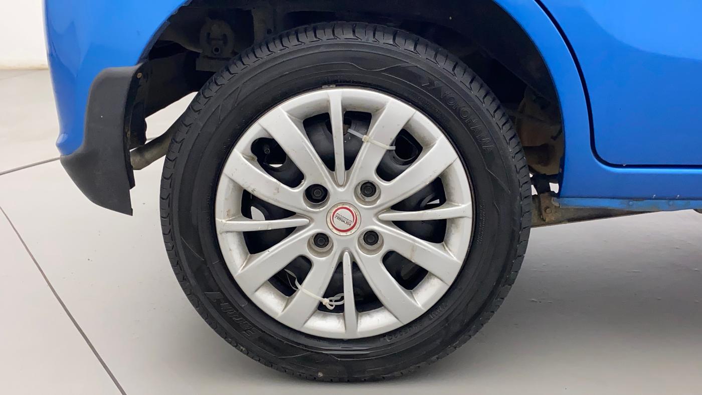 2015 Maruti Alto K10 VXI, Petrol, Manual, 63,536 km, Right Rear Wheel
