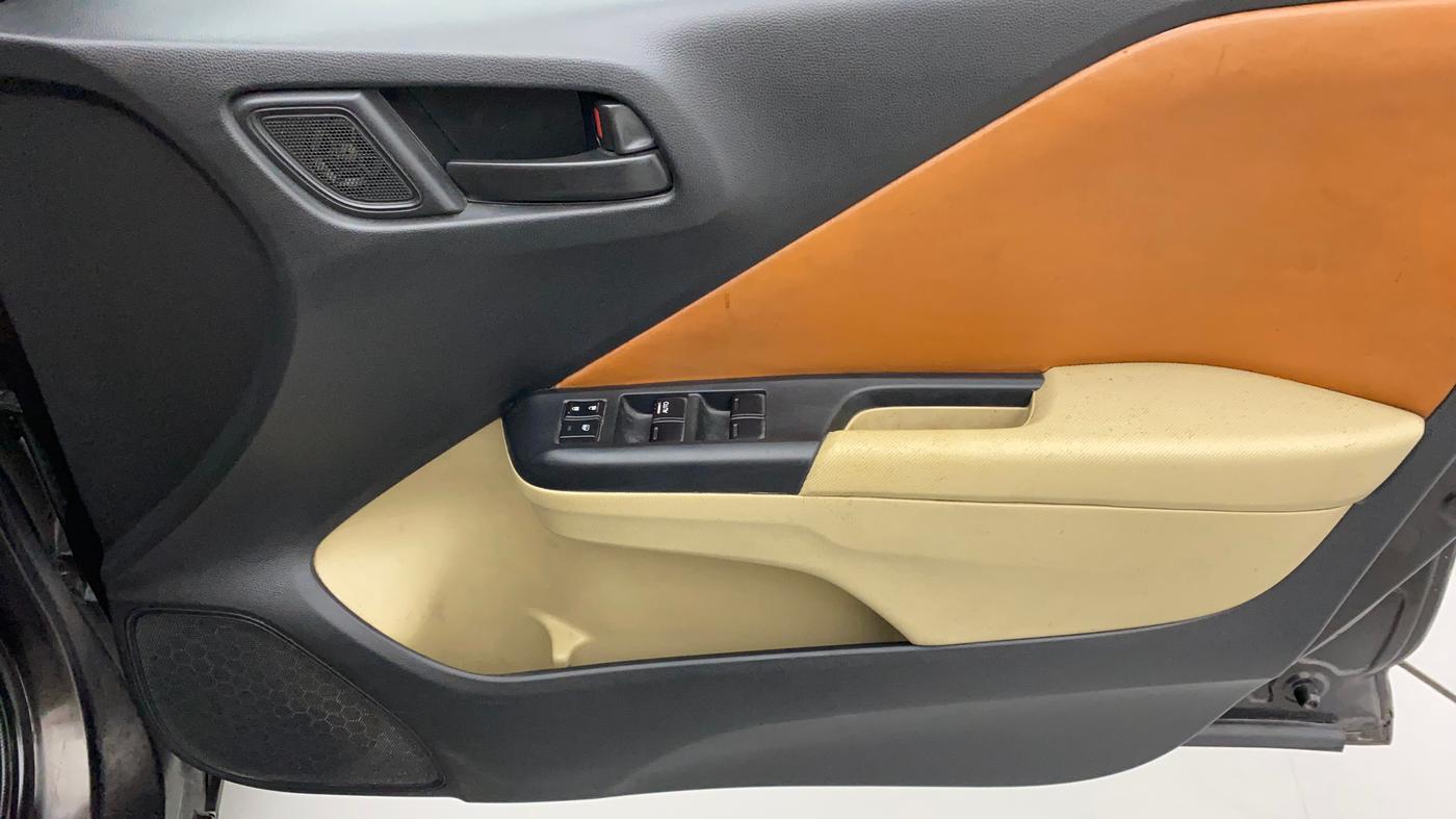 2014 Honda City 1.5L I-VTEC SV, Petrol, Manual, 77,615 km, Driver Side Door Panels Control