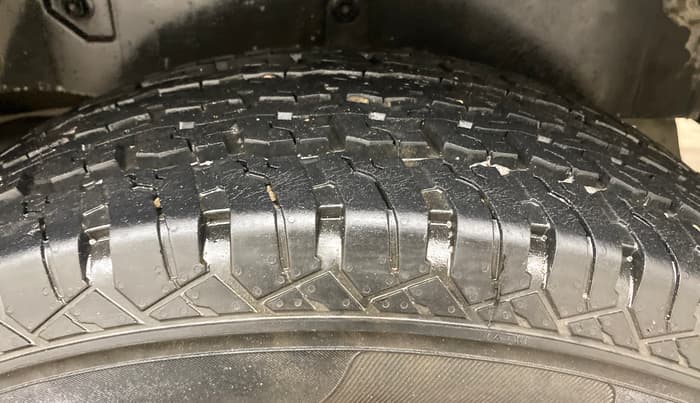 2022 Mahindra Thar LX PETROL HT 4WD AT, Petrol, Automatic, 18,128 km, Left Rear Tyre Tread