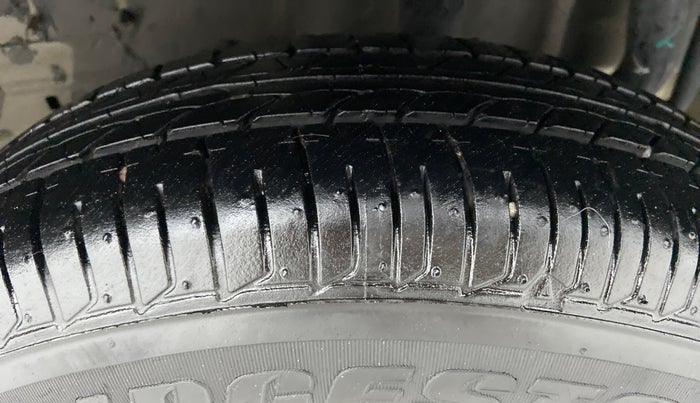 2017 Tata Tiago XE 1.2 REVOTRON, Petrol, Manual, 7,719 km, Left Rear Tyre Tread