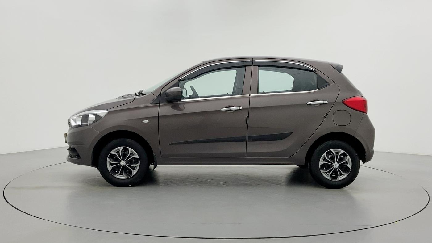 2017 Tata Tiago XE 1.2 REVOTRON, Petrol, Manual, 7,719 km, Left Side