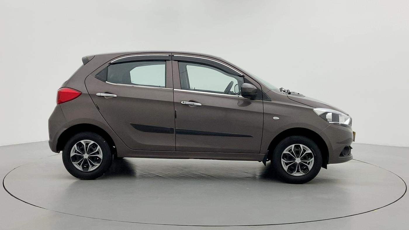 2017 Tata Tiago XE 1.2 REVOTRON, Petrol, Manual, 7,719 km, Right Side View