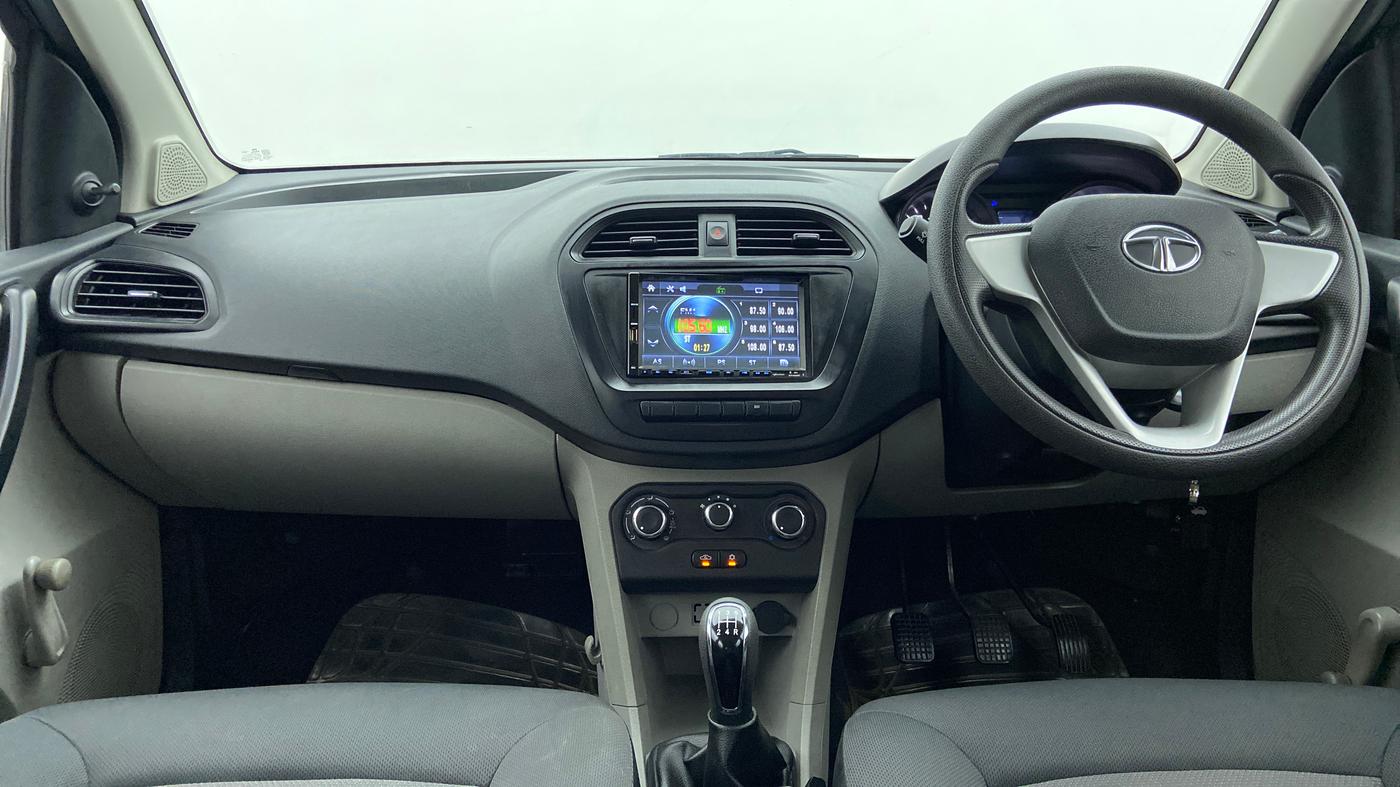 2017 Tata Tiago XE 1.2 REVOTRON, Petrol, Manual, 7,719 km, Dashboard