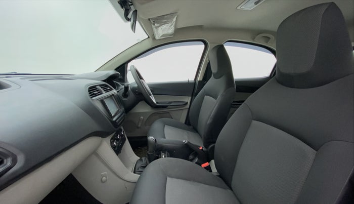 2017 Tata Tiago XE 1.2 REVOTRON, Petrol, Manual, 7,719 km, Right Side Front Door Cabin