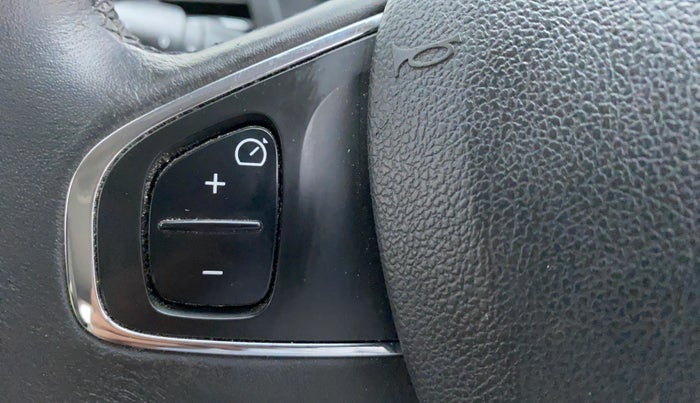 2017 Renault Captur PLATINE DUAL TONE, Diesel, Manual, 16,213 km, Cruise Control