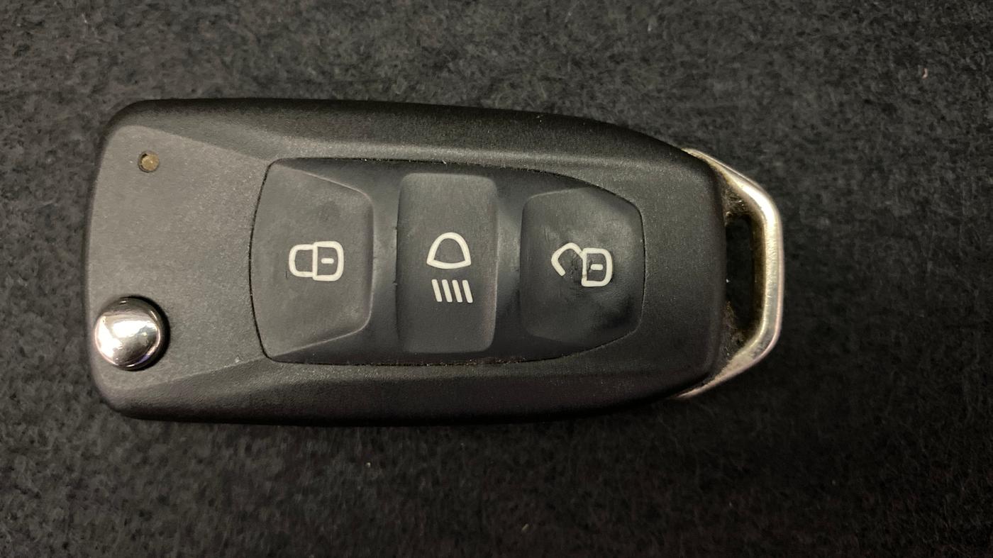 2019 Tata Tiago XZ PLUS PETROL, Petrol, Manual, 60,058 km, Key Close Up
