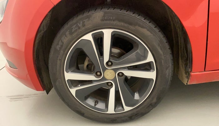 2020 Tata ALTROZ XZ PETROL, Petrol, Manual, 48,175 km, Left Front Wheel