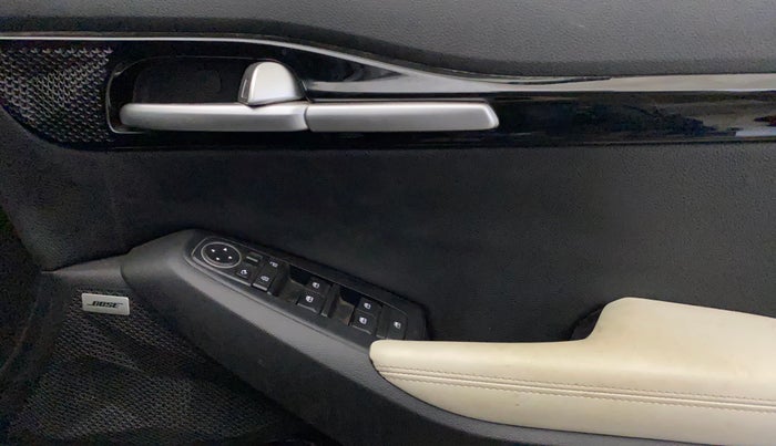 2024 KIA SELTOS  GTX Plus 1.5 Turbo Petrol DCT, Petrol, Automatic, 17,752 km, Driver Side Door Panels Control