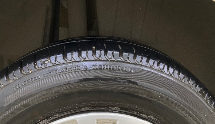 2018 Maruti Dzire VXI, Petrol, Manual, 34,333 km, Right Rear Tyre Tread