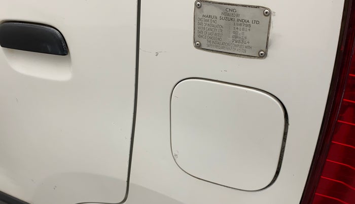 2014 Maruti Wagon R 1.0 LXI CNG, CNG, Manual, 98,017 km, Left quarter panel - Minor scratches