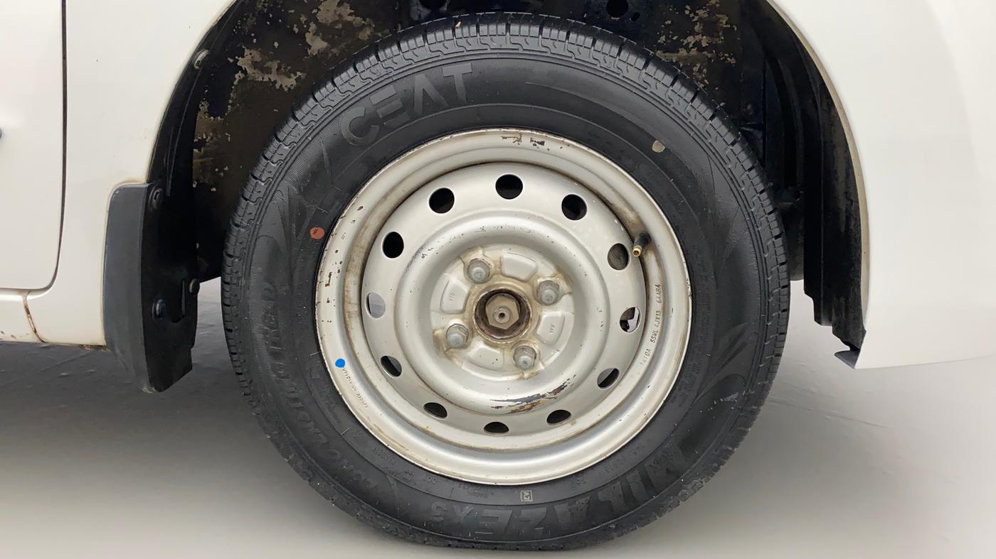2014 Maruti Wagon R 1.0 LXI CNG, CNG, Manual, 98,017 km, Right Front Wheel