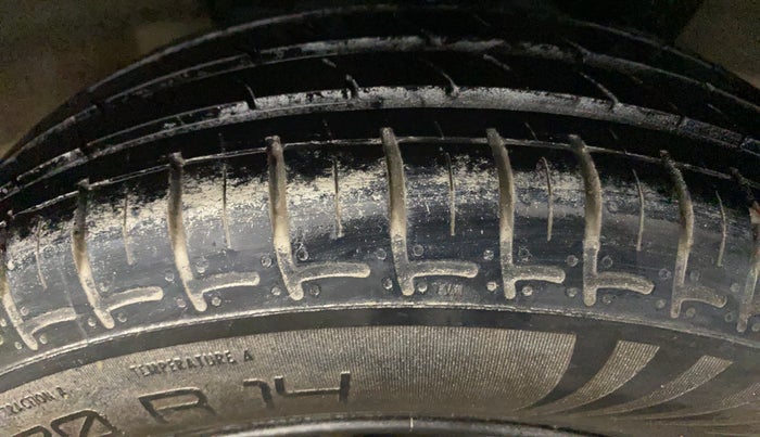 2022 Hyundai GRAND I10 NIOS SPORTZ 1.2 KAPPA VTVT, Petrol, Manual, 31,861 km, Left Rear Tyre Tread