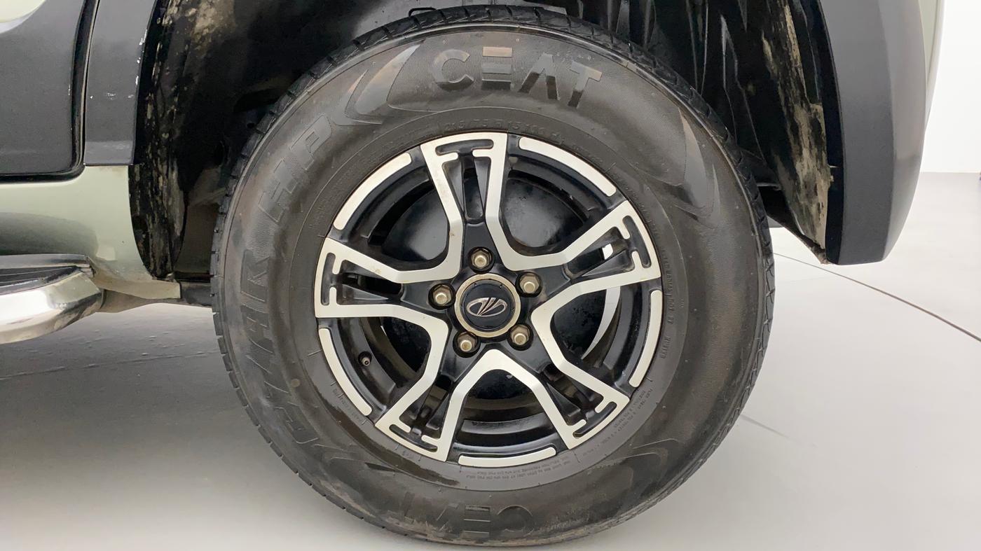 2021 Mahindra BOLERO NEO N 4, Diesel, Manual, 28,449 km, Left Rear Wheel