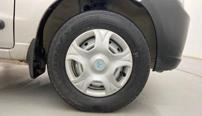 2010 Maruti Alto LXI, Petrol, Manual, 8,765 km, Right Front Wheel