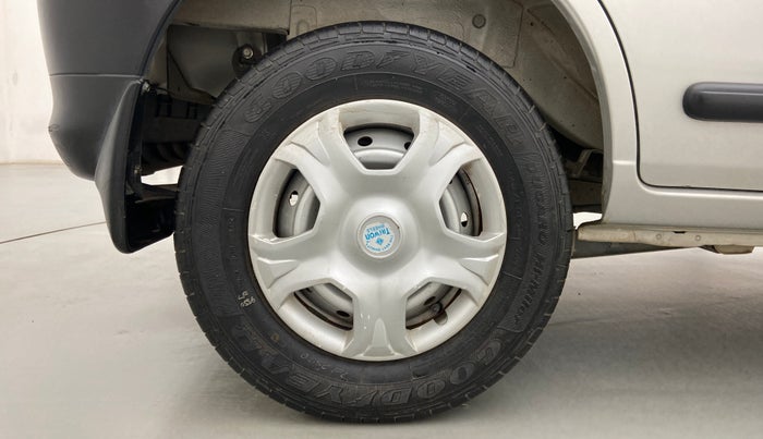 2010 Maruti Alto LXI, Petrol, Manual, 8,765 km, Right Rear Wheel