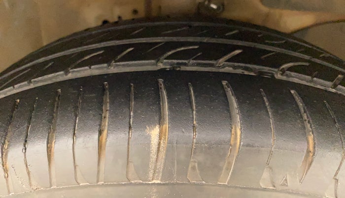 2013 Honda Amaze 1.2L I-VTEC E, Petrol, Manual, 87,031 km, Right Front Tyre Tread