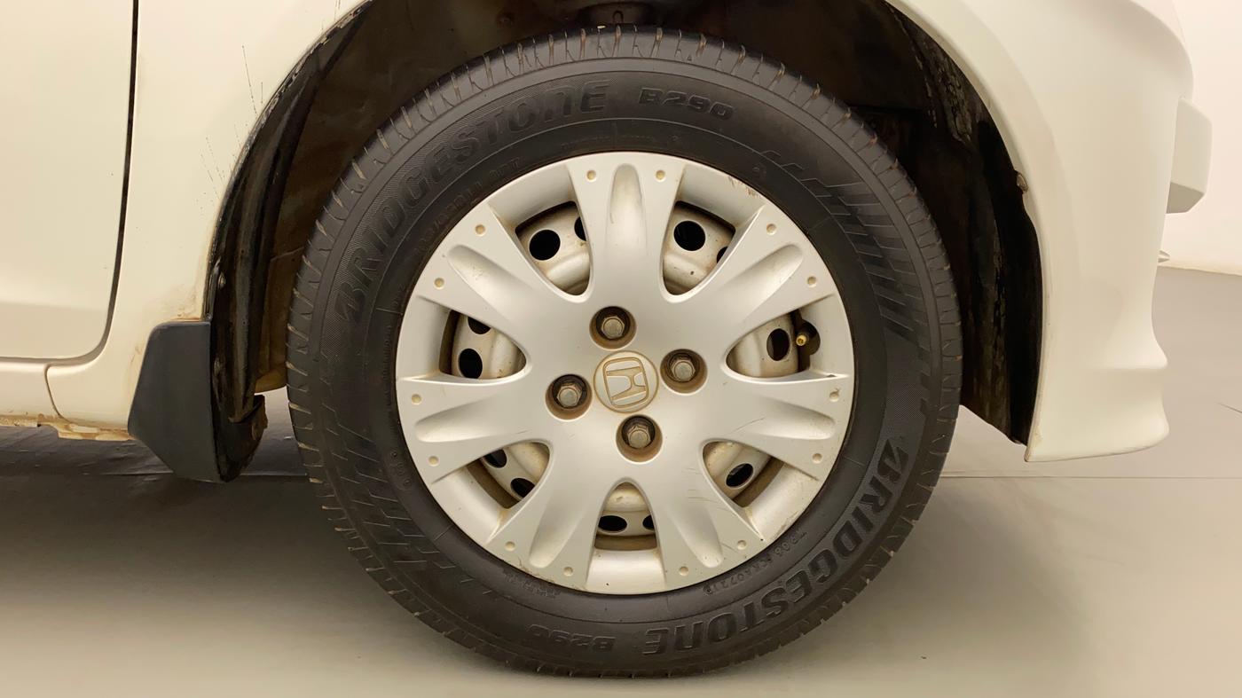 2013 Honda Amaze 1.2L I-VTEC E, Petrol, Manual, 87,031 km, Right Front Wheel