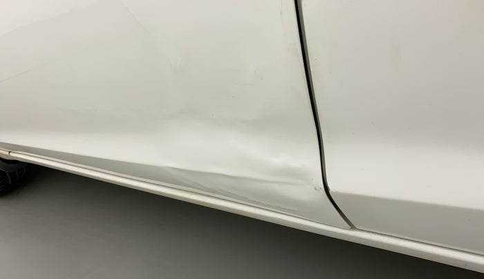2013 Honda Amaze 1.2L I-VTEC E, Petrol, Manual, 87,031 km, Front passenger door - Slightly dented