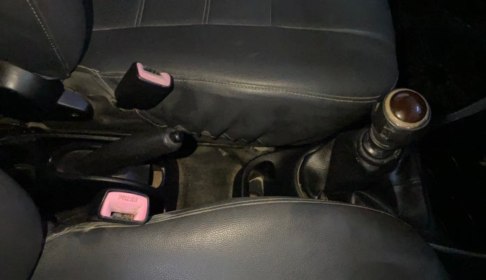 2013 Toyota Etios Liva GD, Diesel, Manual, 76,654 km, Gear Lever