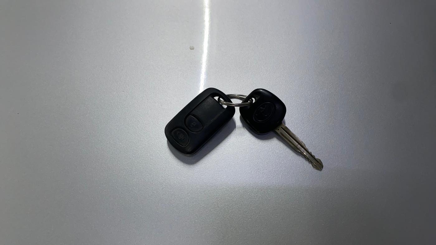 2013 Toyota Etios Liva GD, Diesel, Manual, 76,654 km, Key Close Up