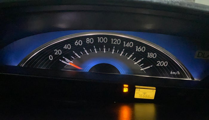 2013 Toyota Etios Liva GD, Diesel, Manual, 76,654 km, Odometer Image