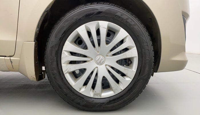 2013 Maruti Ertiga VXI, Petrol, Manual, 57,776 km, Right Front Wheel