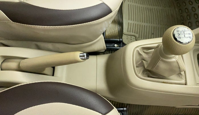2013 Maruti Ertiga VXI, Petrol, Manual, 57,776 km, Gear Lever