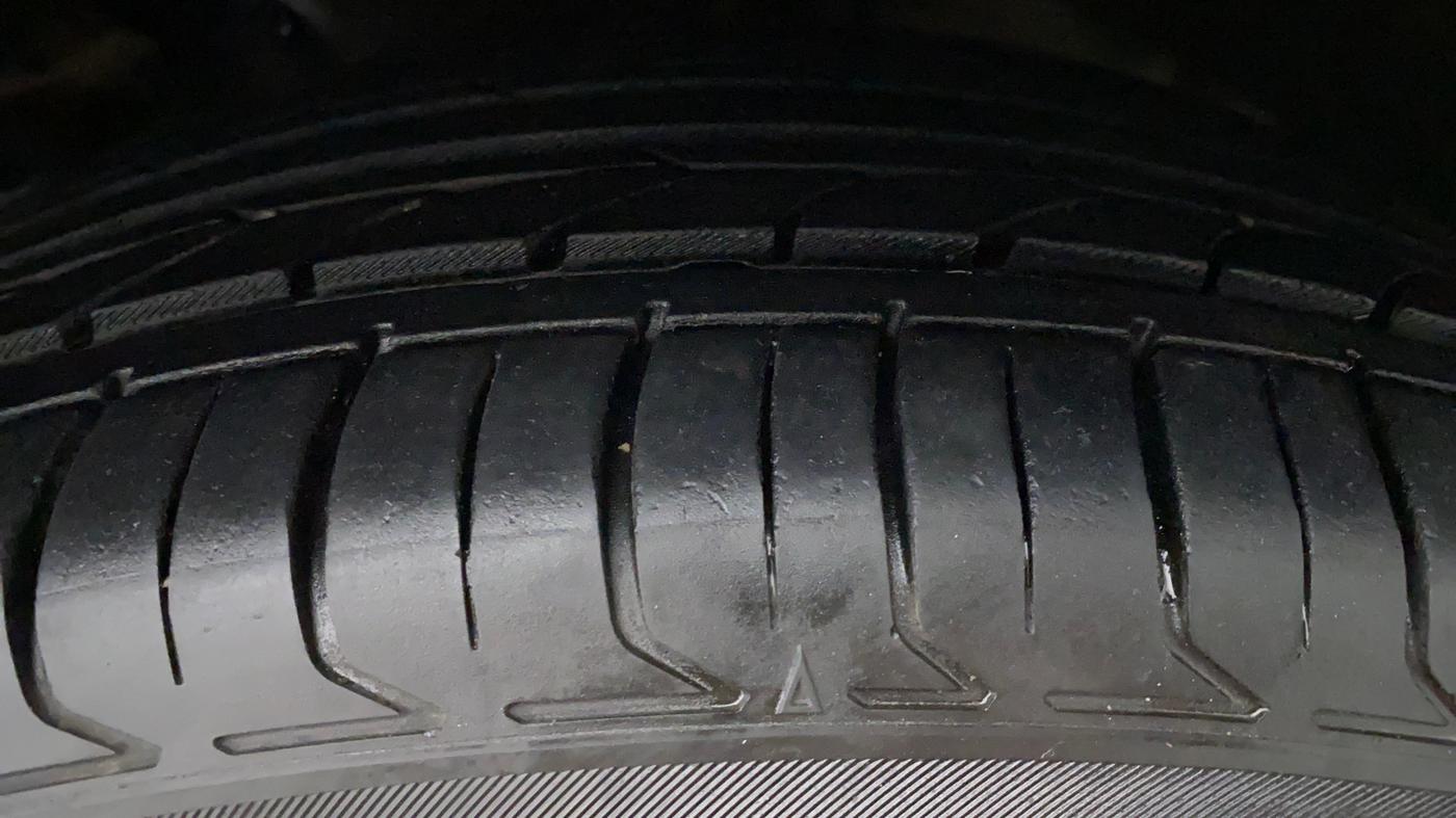2017 Hyundai Creta 1.6 SX PLUS AUTO PETROL, Petrol, Automatic, 64,969 km, Left Rear Tyre Tread