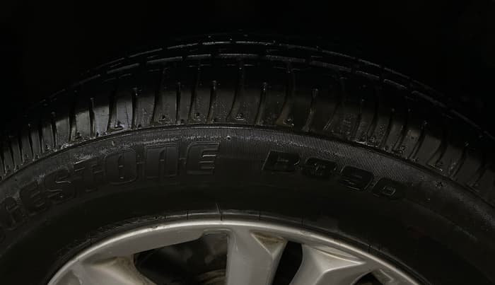 2016 Hyundai Creta SX PLUS 1.6 PETROL, Petrol, Manual, 37,387 km, Right Front Tyre Tread