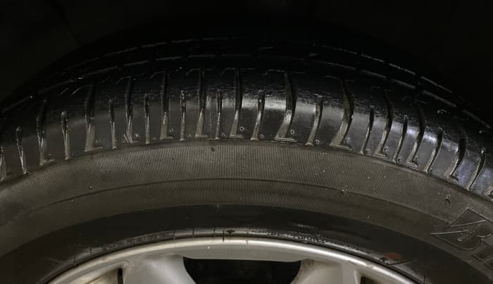 2016 Hyundai Creta SX PLUS 1.6 PETROL, Petrol, Manual, 37,387 km, Left Front Tyre Tread