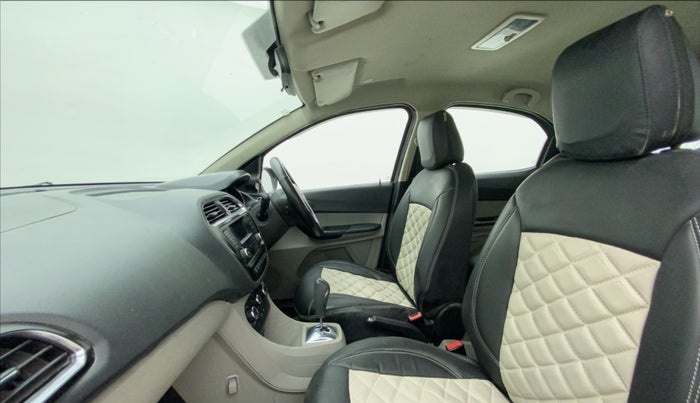 2018 Tata Tiago XZA PETROL, Petrol, Automatic, 1,12,133 km, Right Side Front Door Cabin