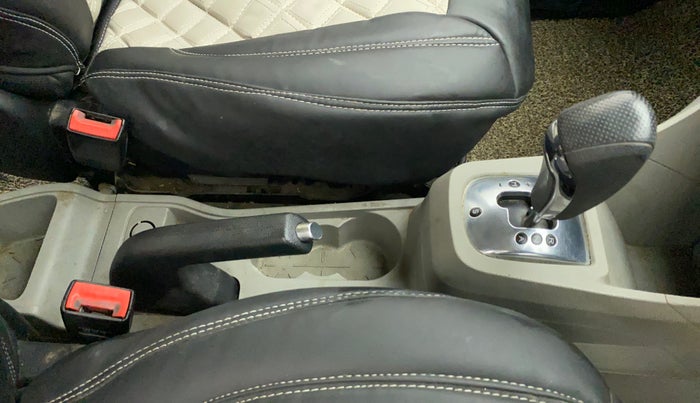 2018 Tata Tiago XZA PETROL, Petrol, Automatic, 1,12,133 km, Gear Lever