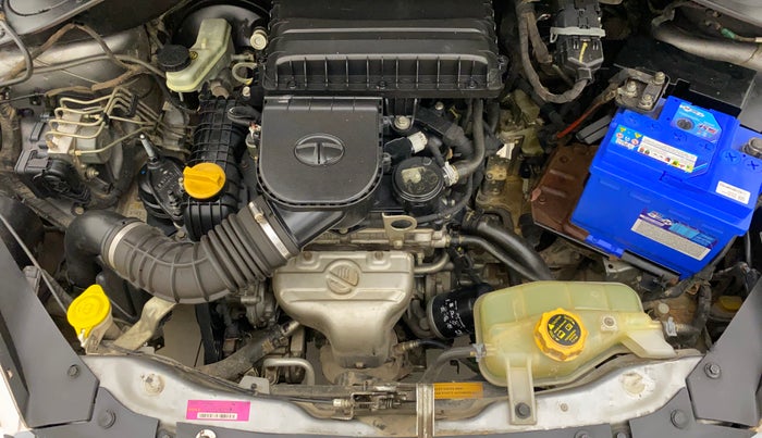 2018 Tata Tiago XZA PETROL, Petrol, Automatic, 1,12,133 km, Open Bonet