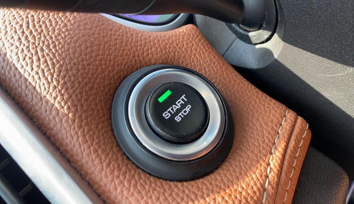 2021 MG HECTOR PLUS SHARP 2.0 DIESEL TURBO MT 6-STR, Diesel, Manual, 46,964 km, Keyless Start/ Stop Button