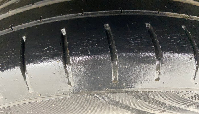 2021 Hyundai Verna SX (O) 1.5 CRDI, Diesel, Manual, 79,616 km, Left Rear Tyre Tread