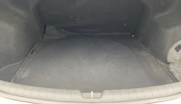 2021 Hyundai Verna SX (O) 1.5 CRDI, Diesel, Manual, 79,616 km, Boot Inside