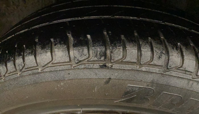 2016 Hyundai Elite i20 SPORTZ 1.2, Petrol, Manual, 99,270 km, Left Rear Tyre Tread