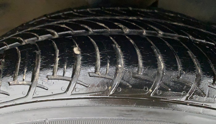 2019 Maruti New Wagon-R VXI 1.2L, Petrol, Manual, 23,734 km, Right Front Tyre Tread