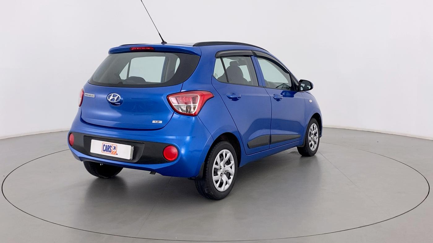2018 Hyundai Grand i10 Magna 1.2 AT  VTVT, Petrol, Automatic, 27,144 km, Right Back Diagonal
