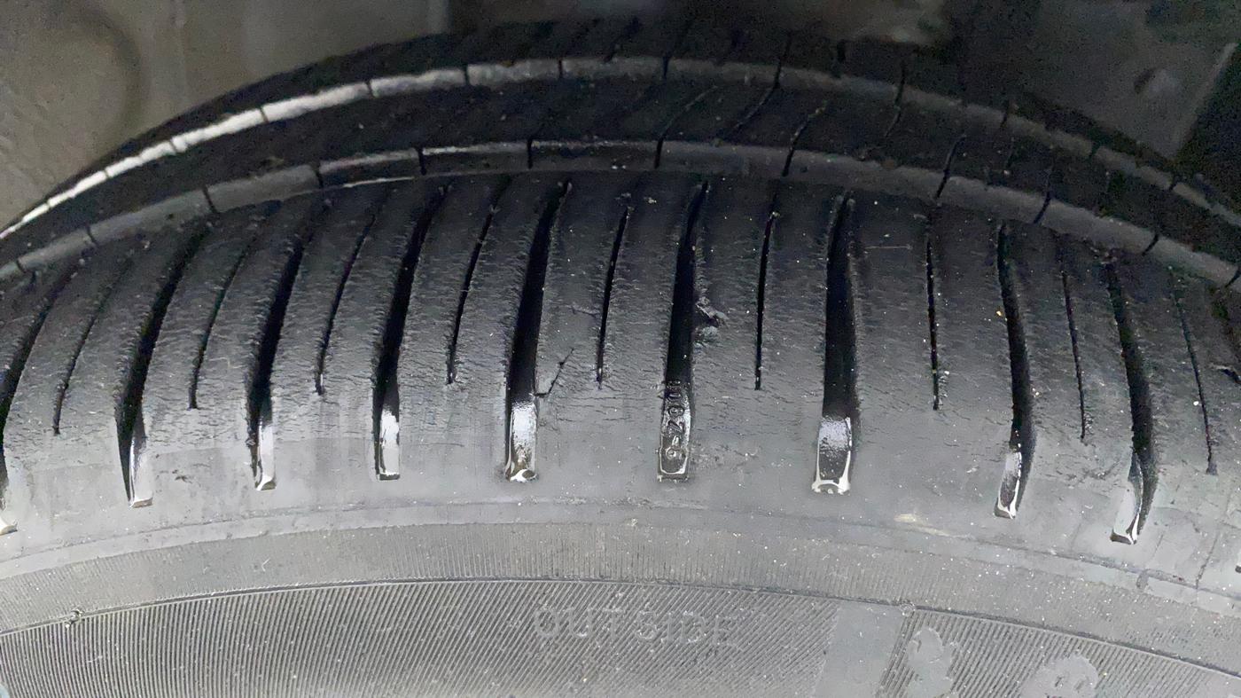 2012 Nissan Micra XV PETROL, Petrol, Manual, 41,431 km, Right Front Tyre Tread