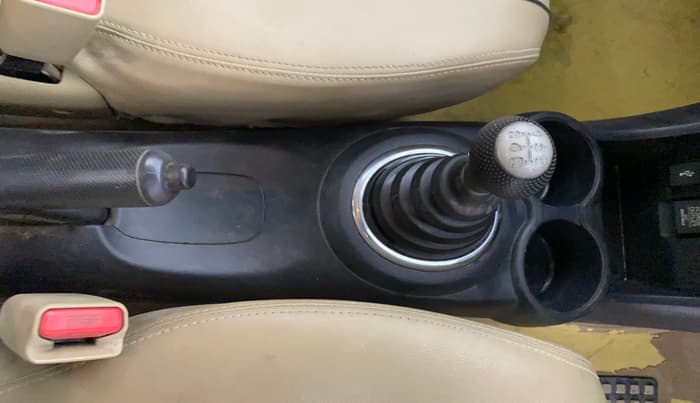 2016 Honda Amaze 1.2L I-VTEC SX, Petrol, Manual, 71,093 km, Gear Lever