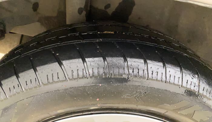 2016 Honda Amaze 1.2L I-VTEC SX, Petrol, Manual, 71,093 km, Right Rear Tyre Tread