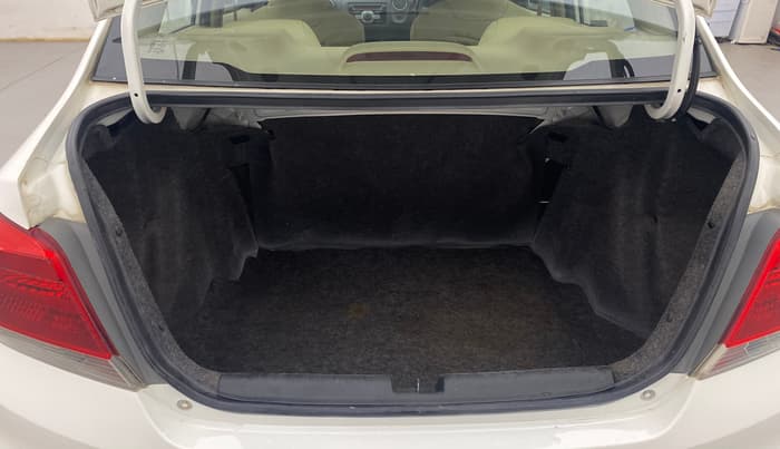 2013 Honda Amaze 1.2L I-VTEC S, Petrol, Manual, 97,428 km, Boot Inside