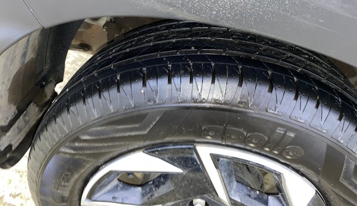 2024 KIA SONET HTK (O) 1.2 Petrol MT, Petrol, Manual, 10,669 km, Right Rear Tyre Tread