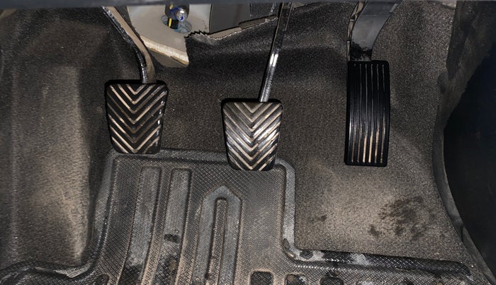 2024 KIA SONET HTK (O) 1.2 Petrol MT, Petrol, Manual, 10,669 km, Pedals