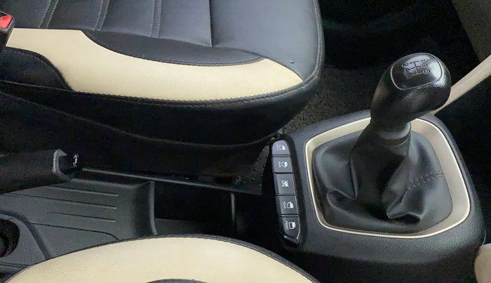 2019 Hyundai NEW SANTRO SPORTZ CNG, CNG, Manual, 52,625 km, Gear Lever